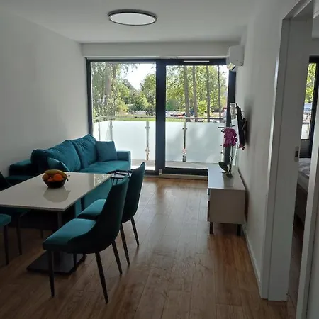 Amadeus Mare רובי