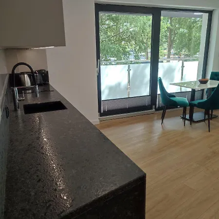 Amadeus Mare * רובי