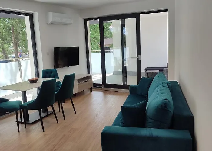 Amadeus Mare Ровы